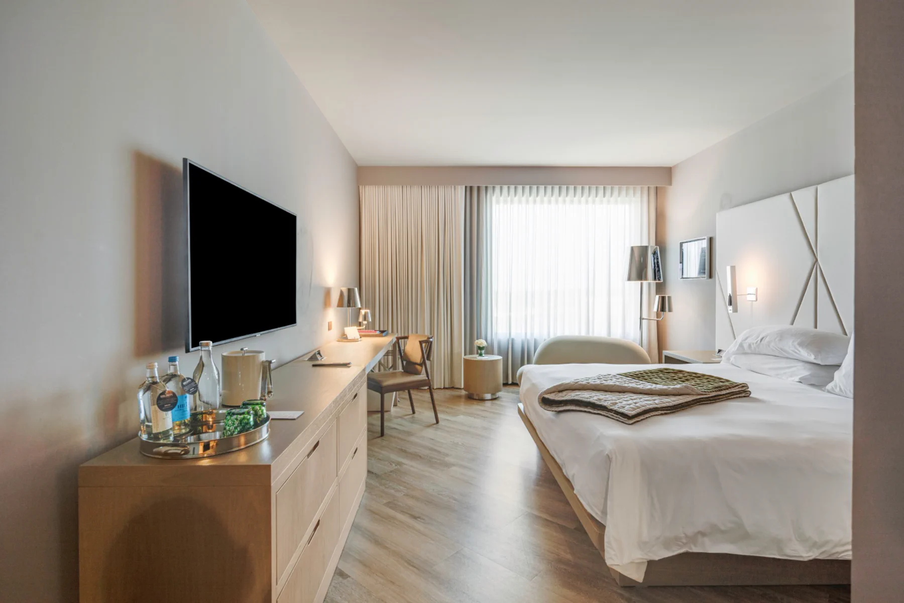 Fotografia de interiores das suítes e acomodações do ette hotel em Orlando