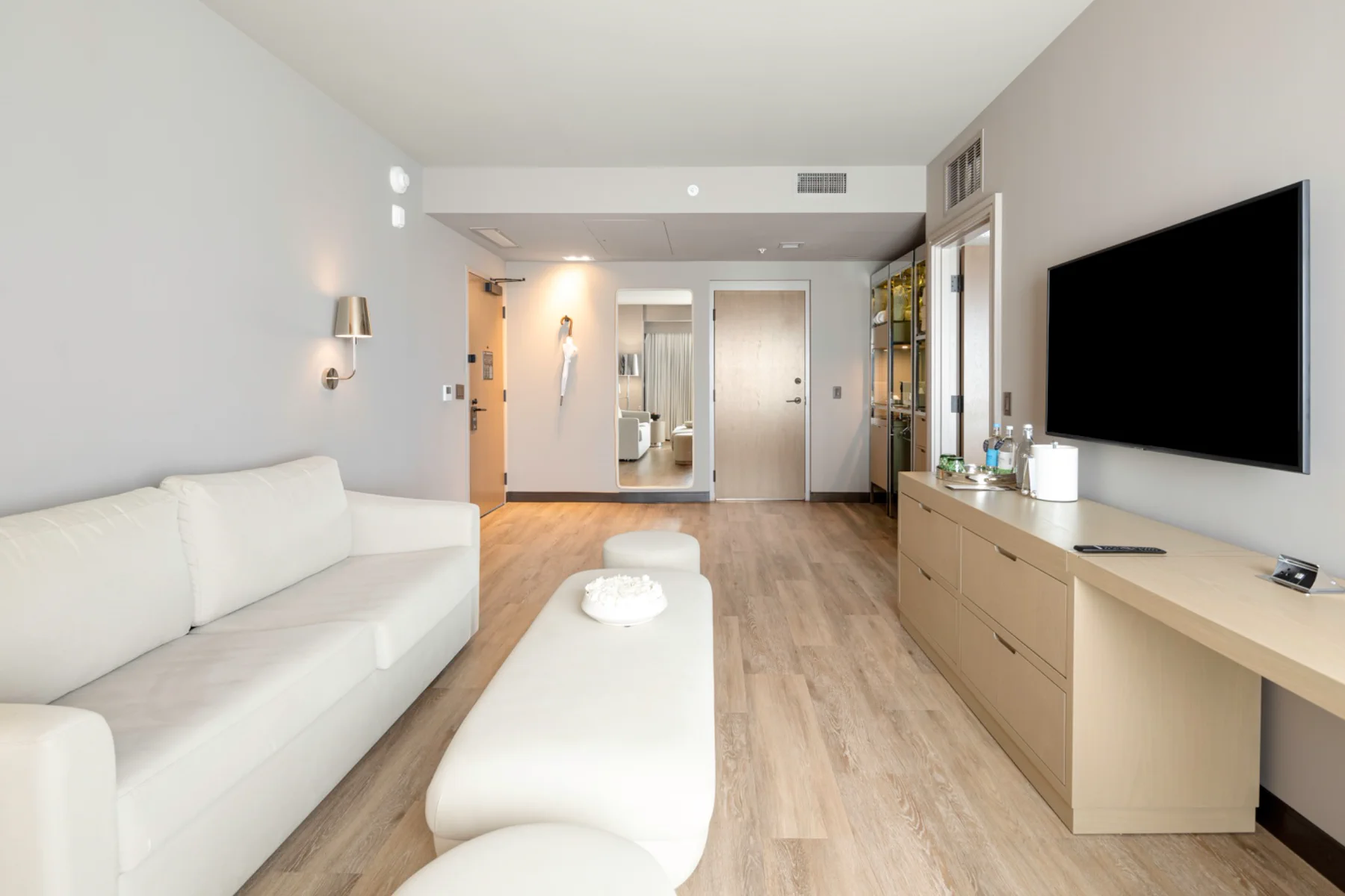 Fotografia de interiores das suítes e acomodações do ette hotel em Orlando